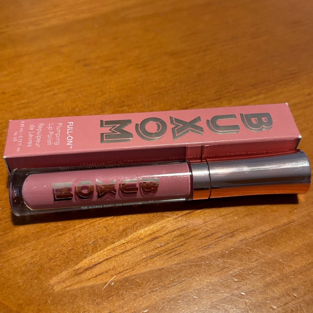 Buxom Full-On Lip Polish Lip Gloss - Picture 7 of 16